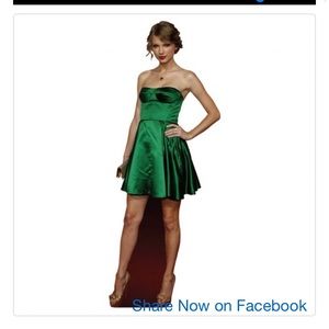 TAYLOR SWIFT GREEN DRESS CARDBOARD CUTOUT FREE SHIP!
